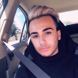 Meet your Posher, Aidan